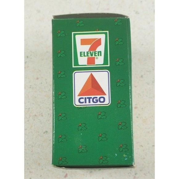 7 Eleven Citgo Traditions Ornament - Santa's Surprise - 1997 NIP - Picture 5 of 10
